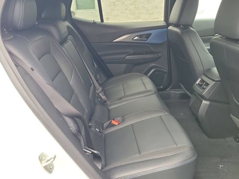 Used 2026 Chevrolet Equinox EV LT FWD image 19