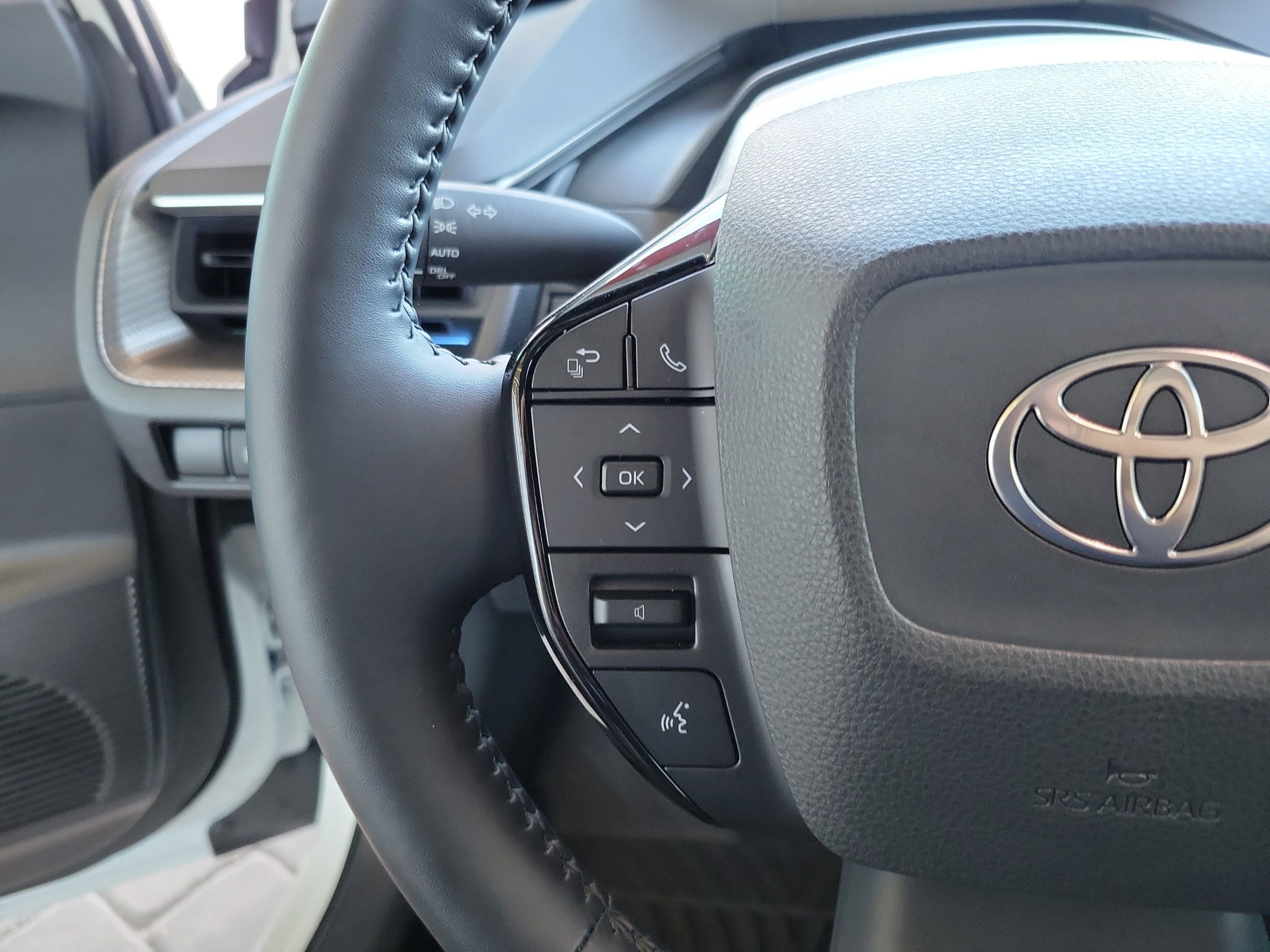 Certified 2026 Toyota Prius Limited FWD image 14