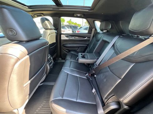 Used 2020 Cadillac XT5 Premium Luxury w/ LPO, Floor Liner Package AWD/4WD image 25