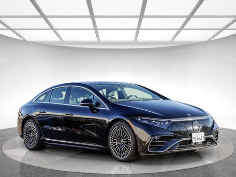 Certified 2023 Mercedes-Benz EQS 450+ Sedan image 4