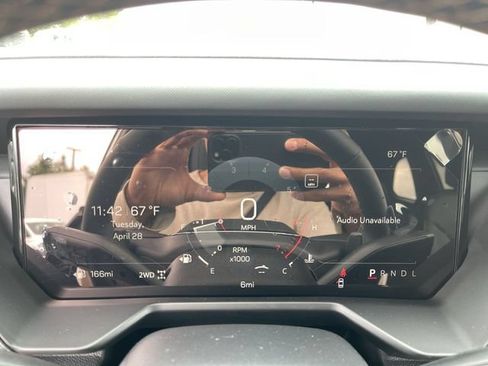 New 2026 GMC Acadia AT4 w/ Luxury Package AWD/4WD image 15