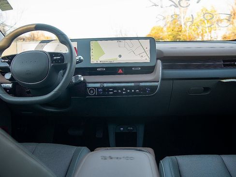 Used 2024 Hyundai Ioniq 5 Limited image 21