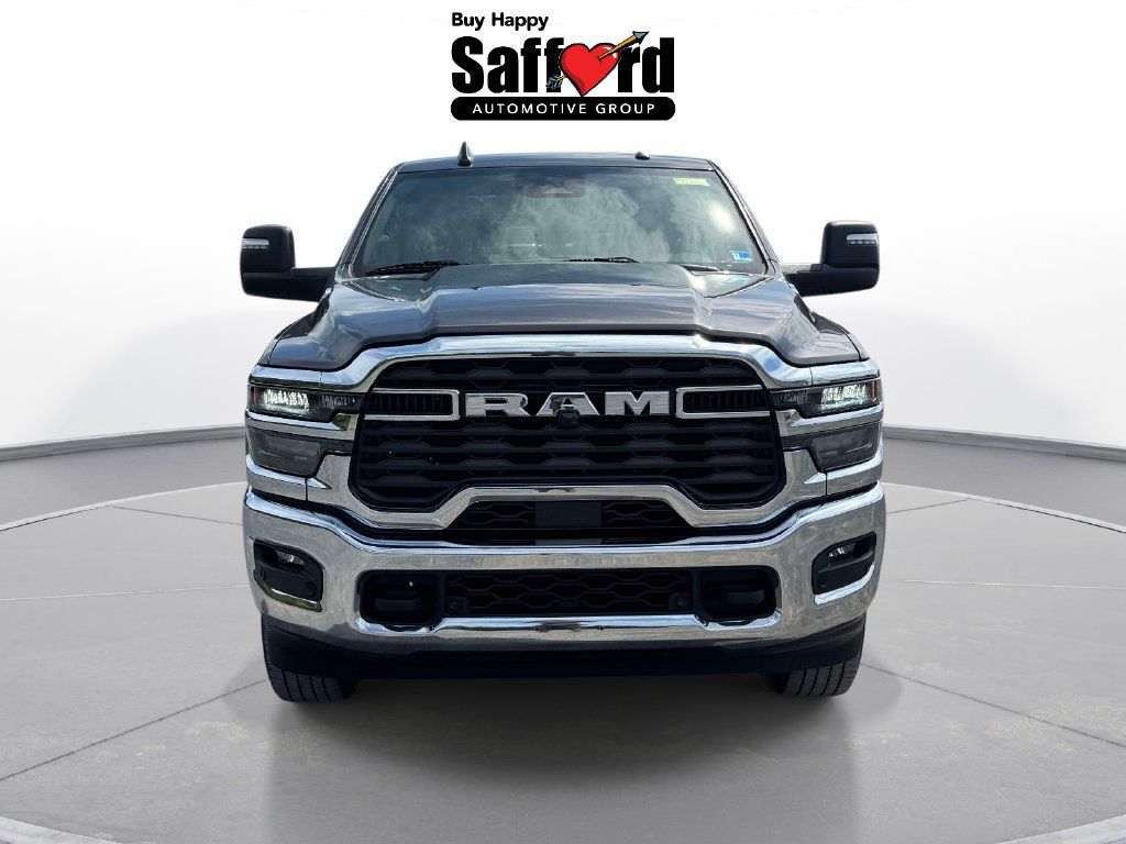 Used 2025 RAM 2500 Big Horn AWD/4WD image 7