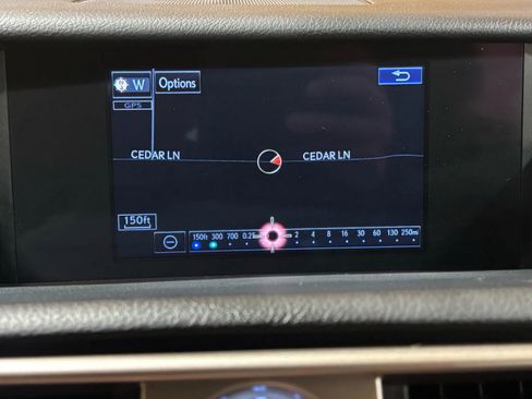 Used 2016 Lexus IS 300 AWD image 34