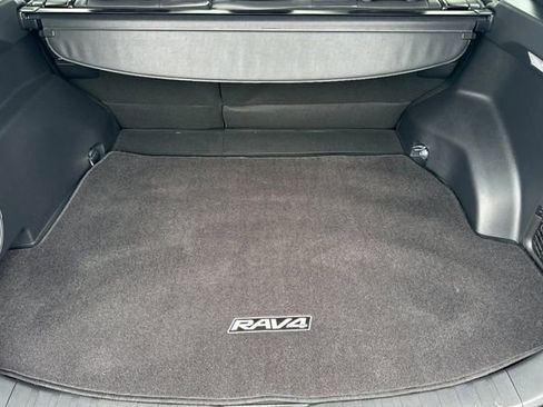 Certified 2021 Toyota RAV4 XSE AWD/4WD image 19