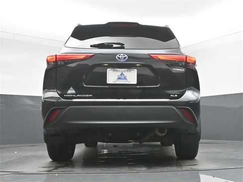 Used 2023 Toyota Highlander Bronze Edition image 40