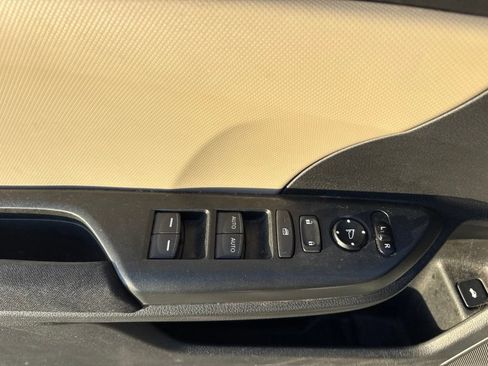 Used 2016 Honda Civic LX image 13
