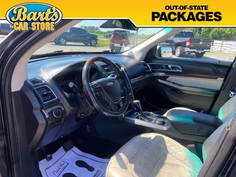 Used 2016 Ford Explorer Platinum AWD/4WD image 29