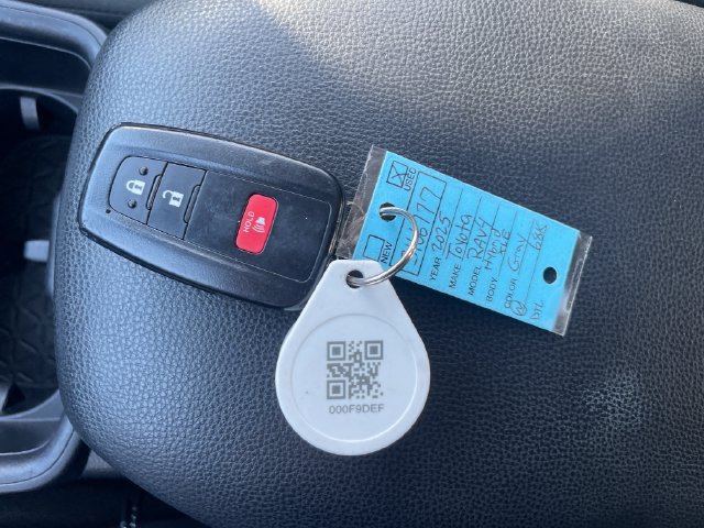 Certified 2025 Toyota RAV4 XLE AWD/4WD image 18