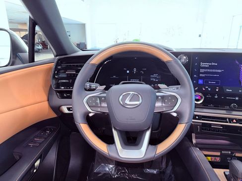 Used 2025 Lexus RX 350 Premium Plus w/ Convenience Package FWD image 21