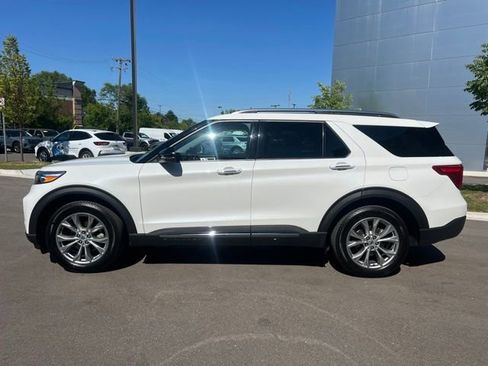 Used 2023 Ford Explorer Limited w/ Limited Technology Package AWD/4WD image 6