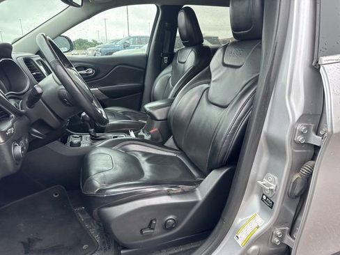 Used 2022 Jeep Cherokee Latitude Lux AWD/4WD image 10