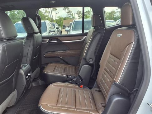 New 2026 GMC Acadia Denali Ultimate FWD image 13