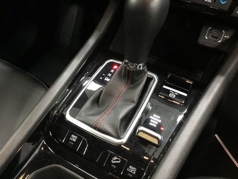 Used 2025 Jeep Compass Trailhawk AWD/4WD image 24