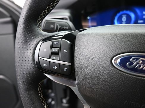 Used 2023 Ford Explorer ST image 30