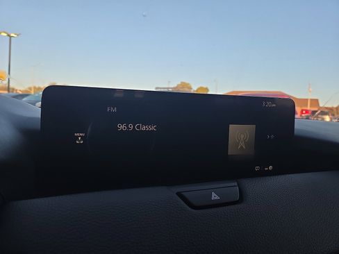 Used 2025 MAZDA CX-70 3.3 Turbo w/ Preferred Package image 12