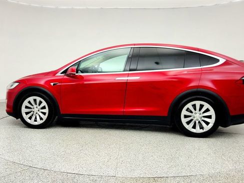 Used 2017 Tesla Model X 100D image 8