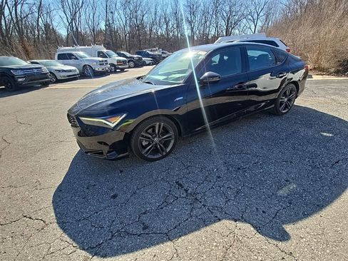 Used 2023 Acura Integra A-Spec image 2