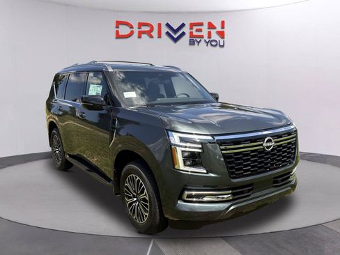 New 2026 Nissan Armada SL w/ Captain's Chari Seat Package AWD/4WD image 1