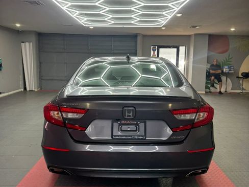 Used 2018 Honda Accord Sport image 6