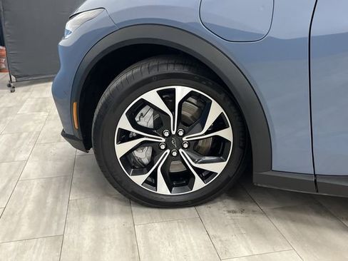 Used 2024 Ford Mustang Mach-E Select w/ Comfort Package Lite image 35