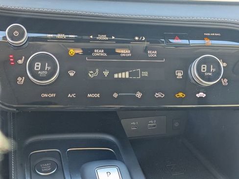 Used 2025 INFINITI QX60 Sensory w/ Vision Package image 20