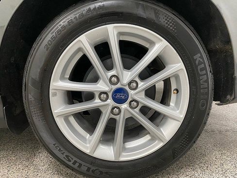 Used 2017 Ford Focus SE image 24