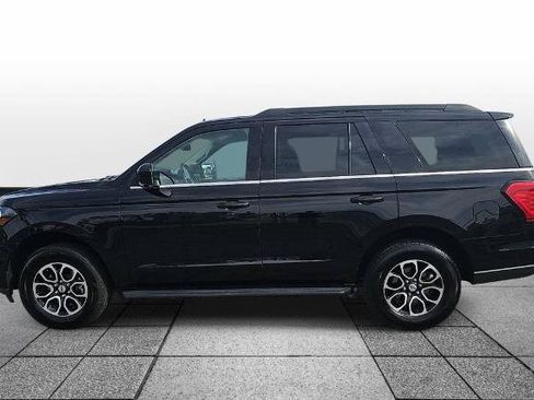 Certified 2024 Ford Expedition XLT AWD/4WD image 8