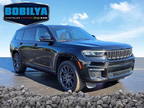 Used 2023 Jeep Grand Cherokee L Summit AWD/4WD image 2