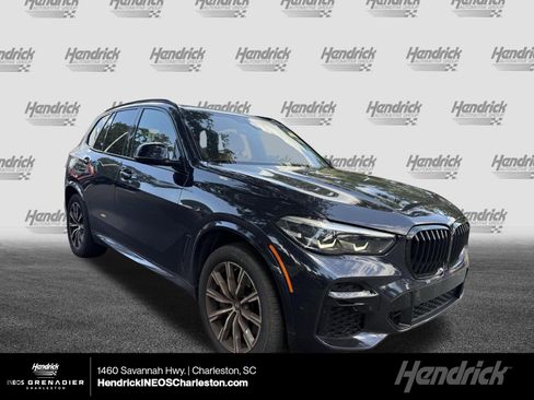 Used 2022 BMW X5 M50i AWD/4WD image 1