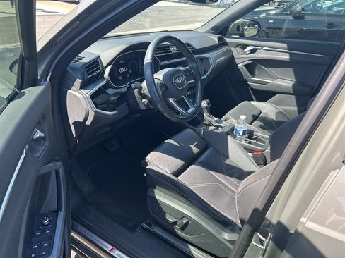 Used 2021 Audi Q3 2.0T Premium AWD/4WD image 2