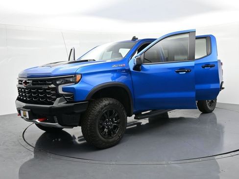 Used 2022 Chevrolet Silverado 1500 ZR2 AWD/4WD image 27