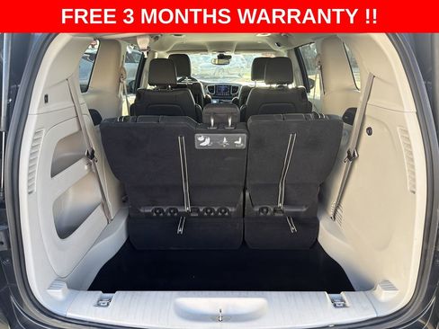 Used 2020 Chrysler Pacifica Touring-L Plus w/ Tire & Wheel Group image 24