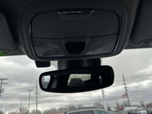 Used 2022 Jeep Cherokee Trailhawk w/ Comfort/Convenience Group image 30