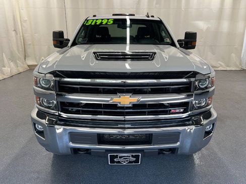 Used 2018 Chevrolet Silverado 3500 LT w/ LT Convenience Package AWD/4WD image 2