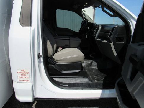 Used 2019 Ford F550 2WD Regular Cab Super Duty image 12