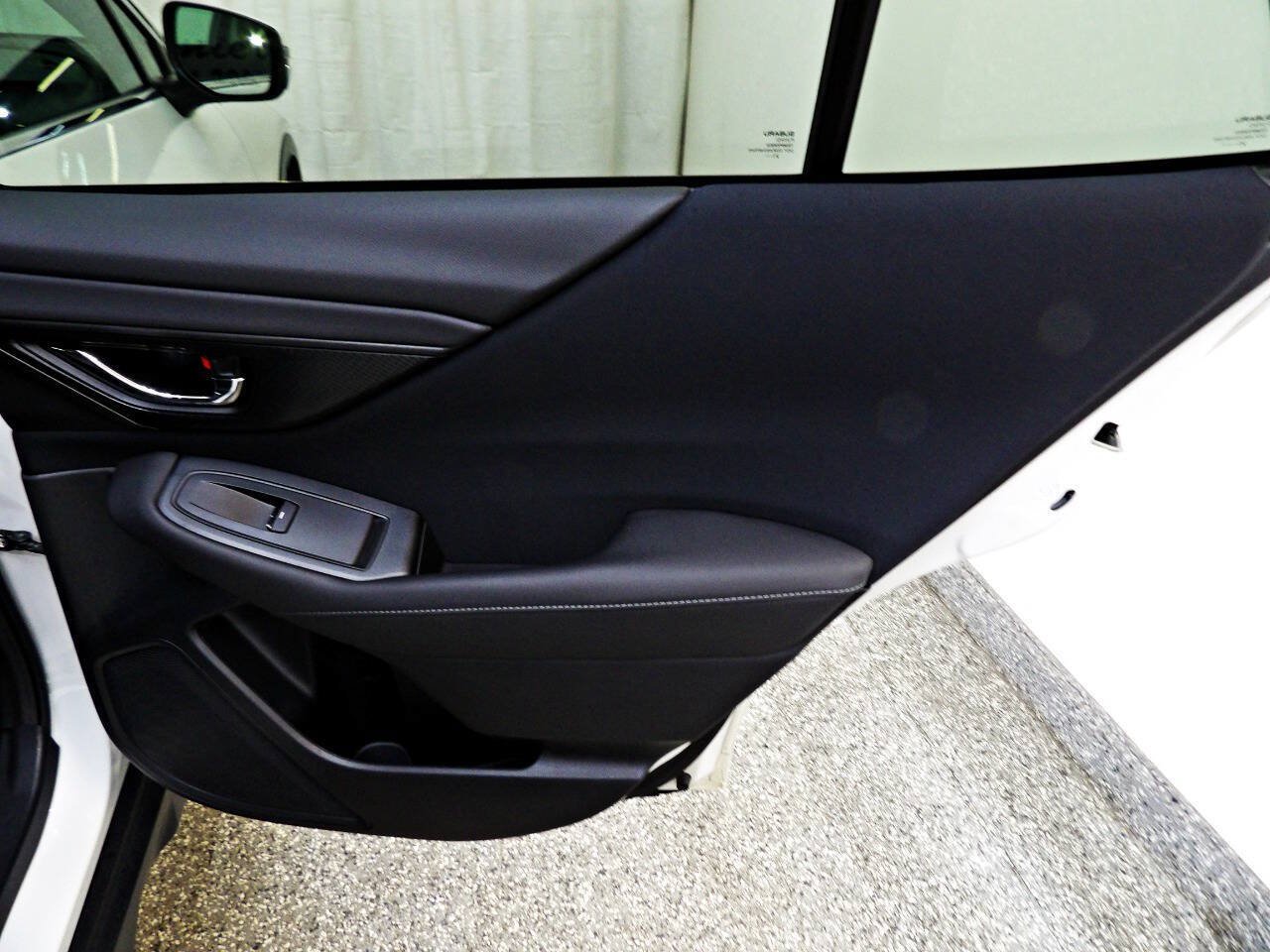 Used 2022 Subaru Outback Premium AWD/4WD image 12