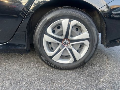 Used 2018 Honda Civic LX image 29