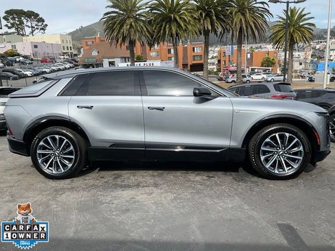 Used 2024 Cadillac Lyriq Sport RWD image 3