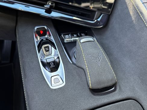 Used 2023 Chevrolet Corvette Stingray Premium Cpe w/ Z51 Performance Package image 29