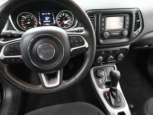 Used 2018 Jeep Compass Sport AWD/4WD image 37