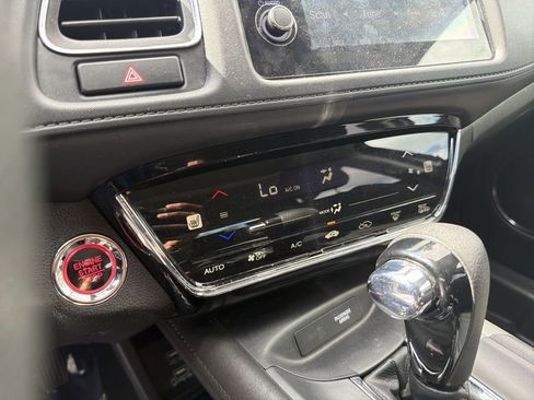 Certified 2022 Honda HR-V EX image 23