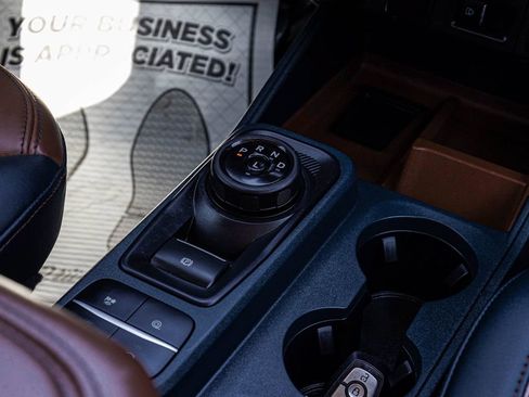 Used 2022 Ford Maverick Lariat w/ Lariat Luxury Package image 26