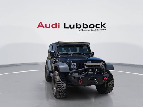 Used 2018 Jeep Wrangler Sport AWD/4WD image 6