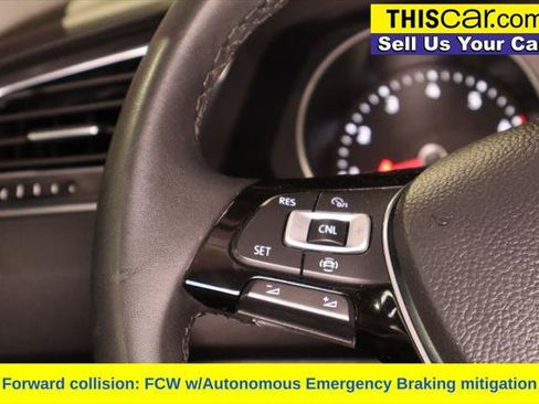 Used 2020 Volkswagen Tiguan SE FWD image 15
