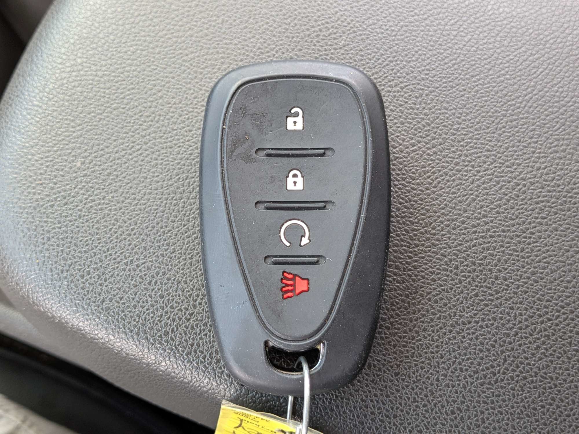 Used 2025 Chevrolet Trax LT FWD image 27
