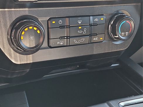 Used 2018 Ford F150 XL w/ Equipment Group 101A Mid RWD image 20