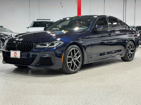 Used 2021 BMW 540i xDrive w/ M Sport Package image 2