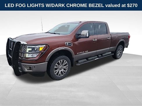 Used 2018 Nissan Titan Platinum Reserve w/ Platinum Utility Package image 4