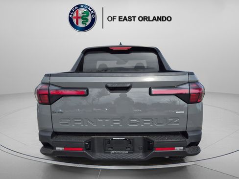 Used 2023 Hyundai Santa Cruz SEL AWD/4WD image 6